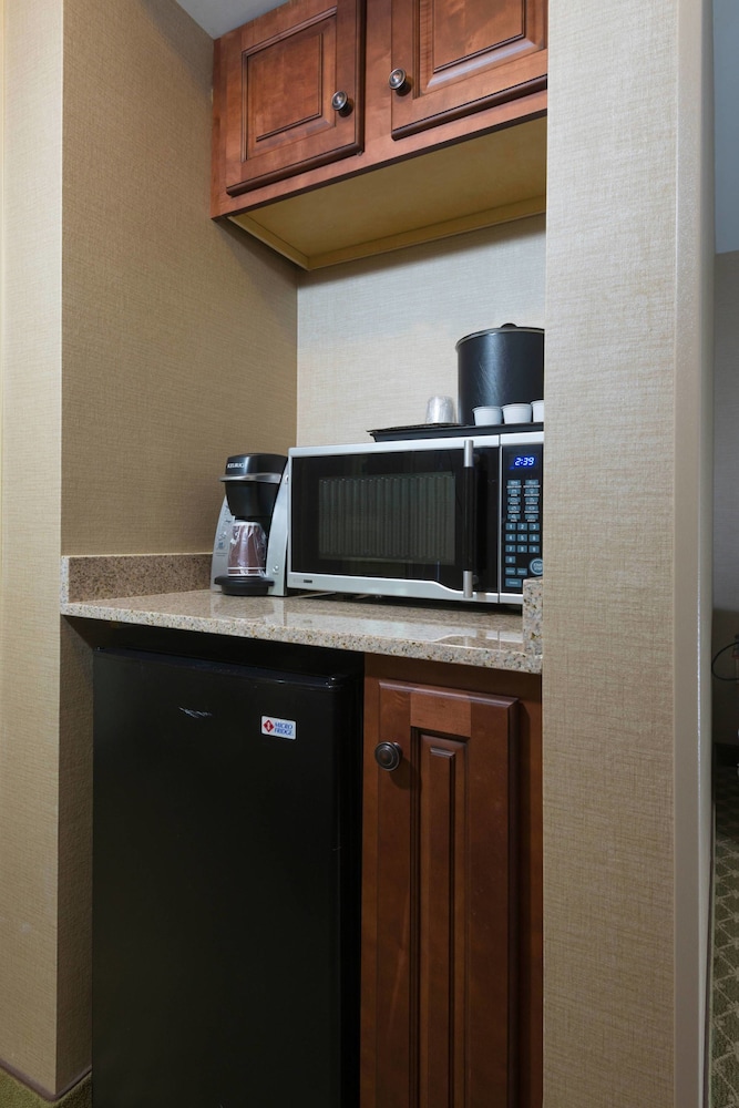 Fairfield Inn Boston Sudbury 12/29