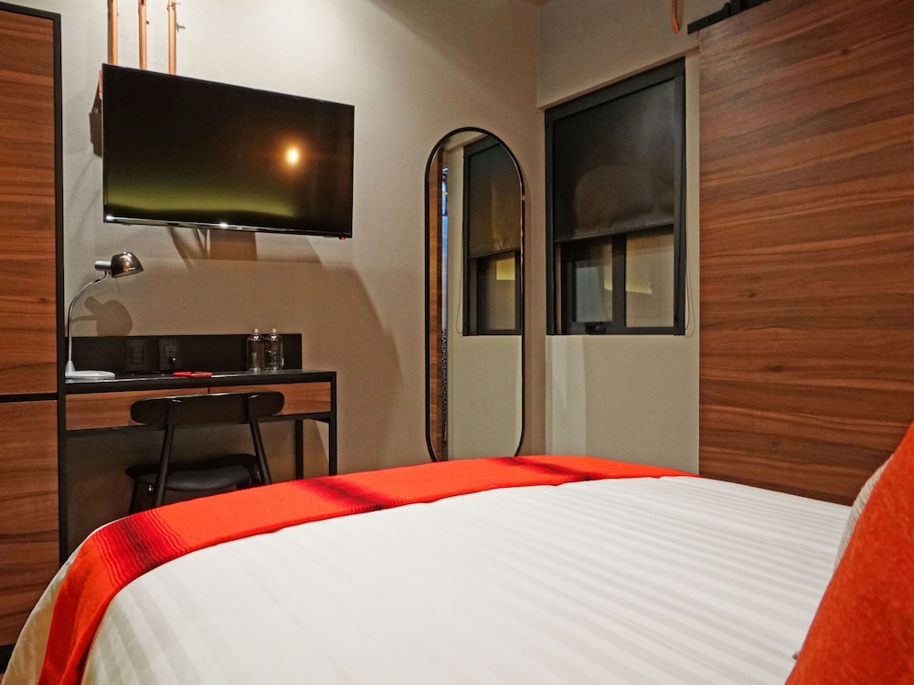 Cadillac Hotel Boutique 17/50