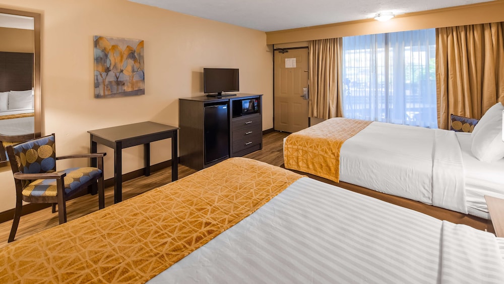 Best Western Toni Inn 23/57