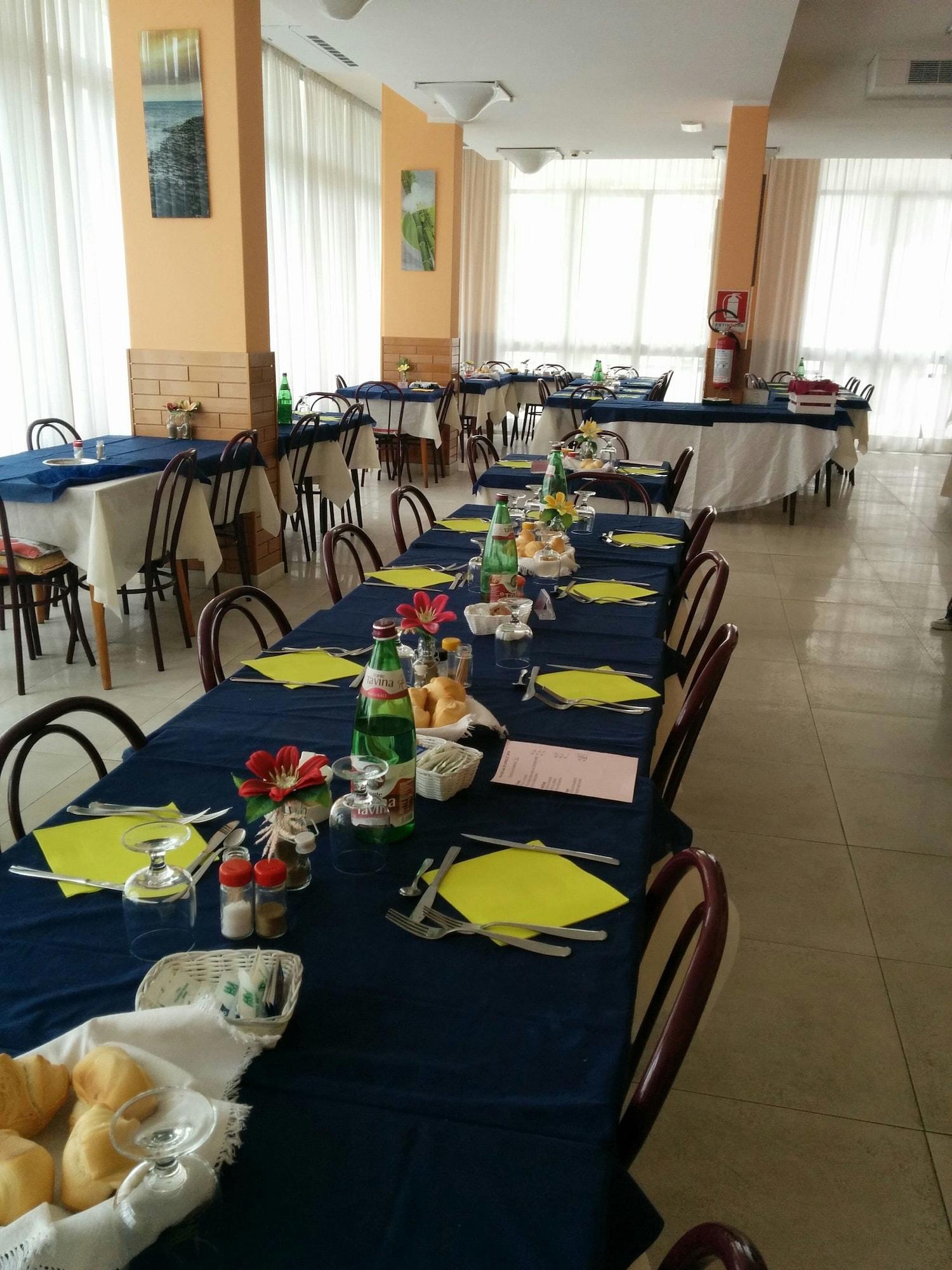 Hotel Milena 22/32