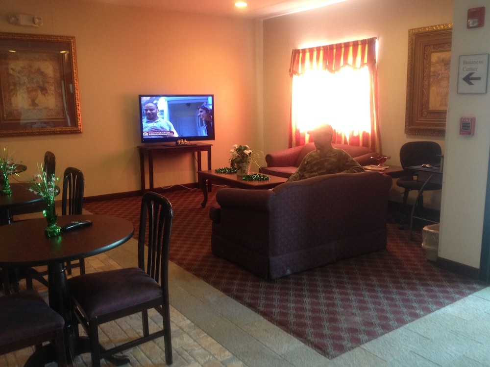Americas Best Value Inn Somerville, TX 27/52
