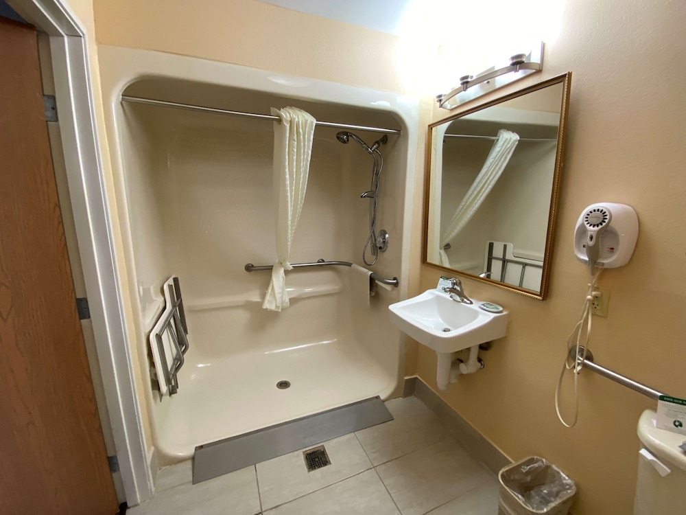 Best Western Manhattan Inn 10/32