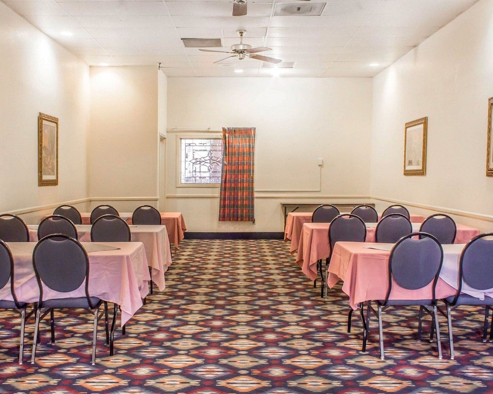 Motel6 Tucson, AZ – Airport / Kino Sports Complex 34/39