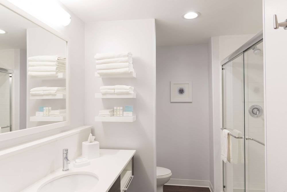 Hampton Inn Suites By Hilton Chicago Schaumburg Il 15/50