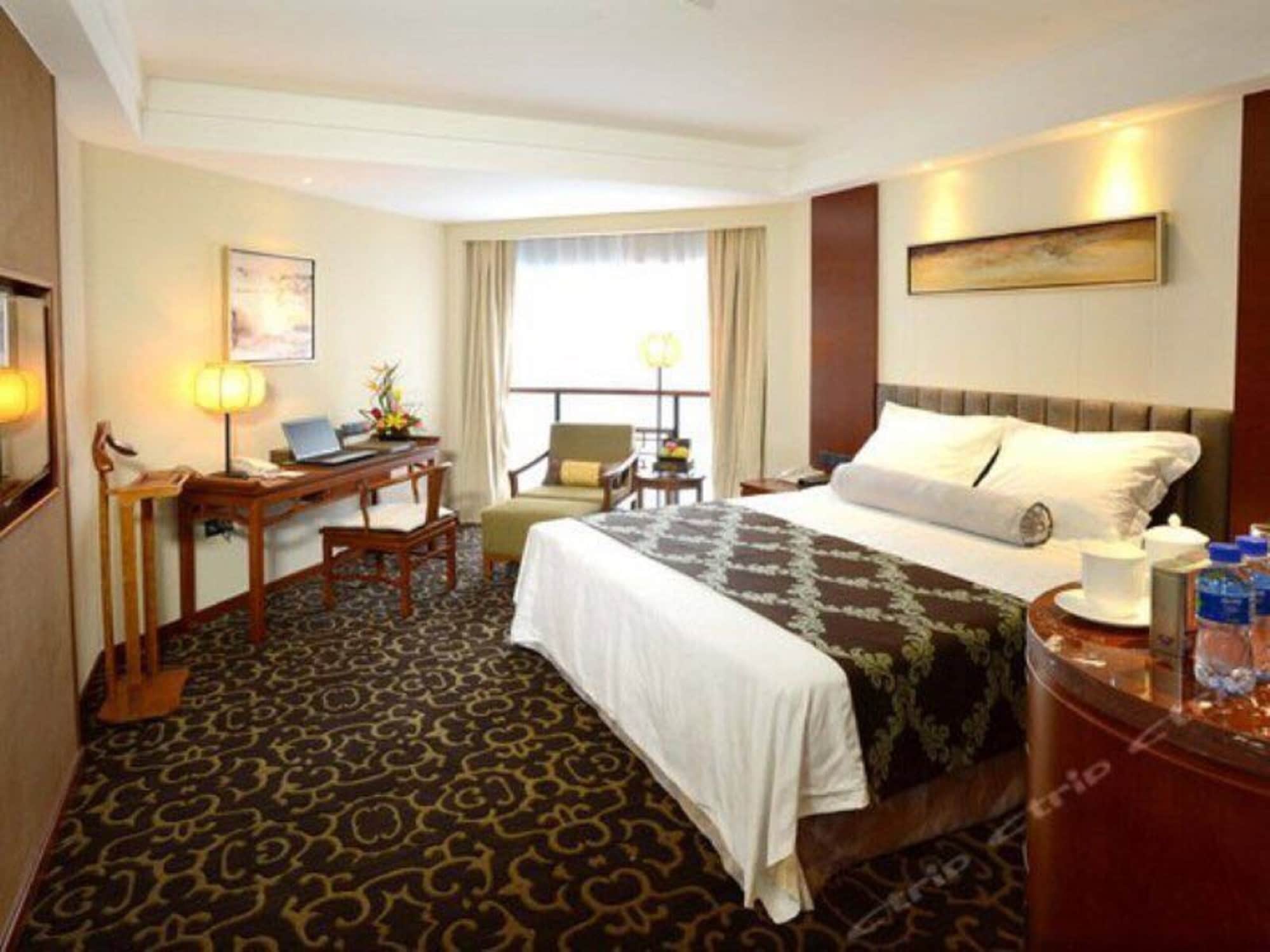Business, King Bed