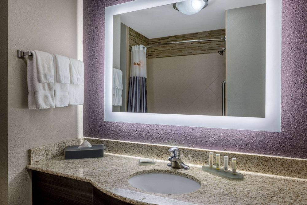 غرفة بسريرين كوين، La Quinta Inn & Suites by Wyndham Covington 9/9
