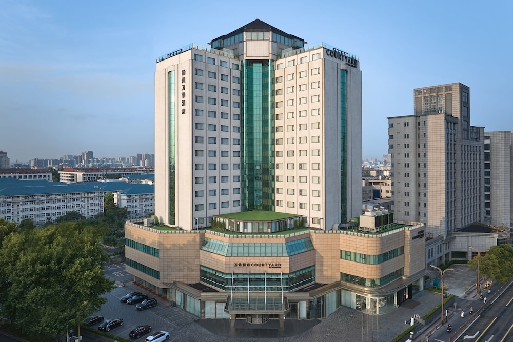 Metro Park Jinghua Yangzhou 4/58