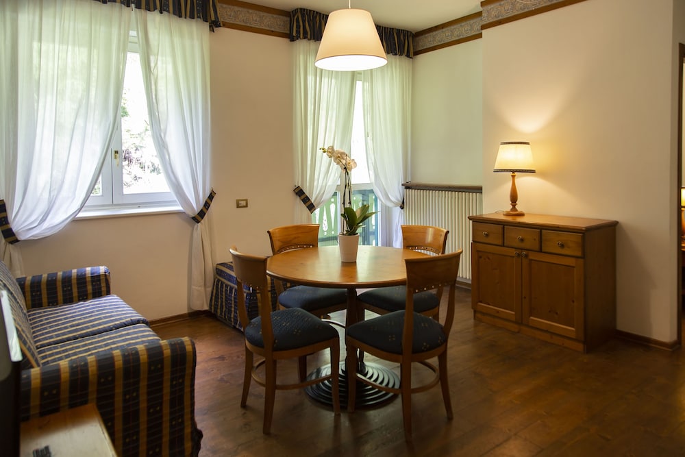 GRAND HOTEL MISURINA 78/87