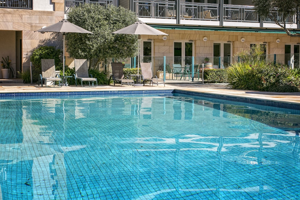 PORTSEA VILLAGE RESORT 9/69