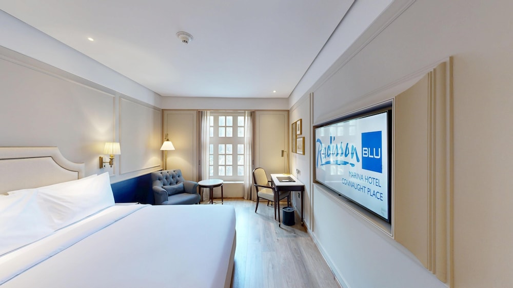 Radisson Blu Marina Hotel Connaught Place 12/75