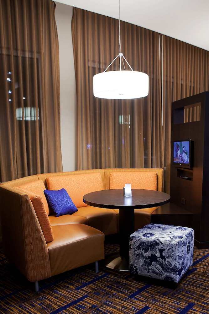 Courtyard by Marriott Galveston Island 23/50