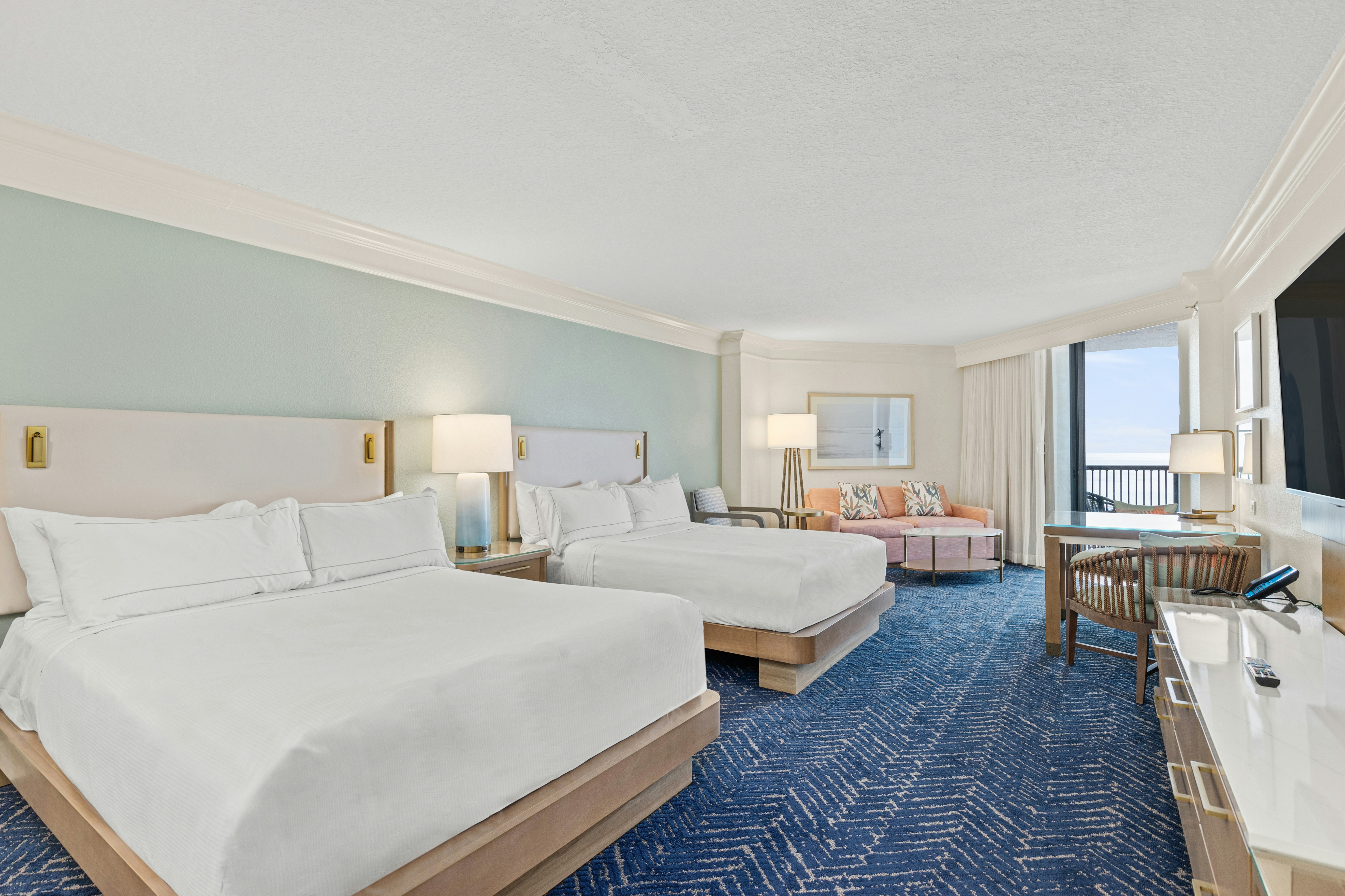 DELUXE, 2 QUEEN BEDS, ACCESSIBLE