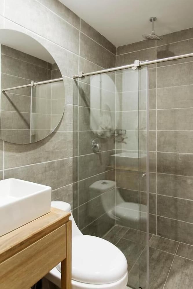 Soy Local Housetel 43/50