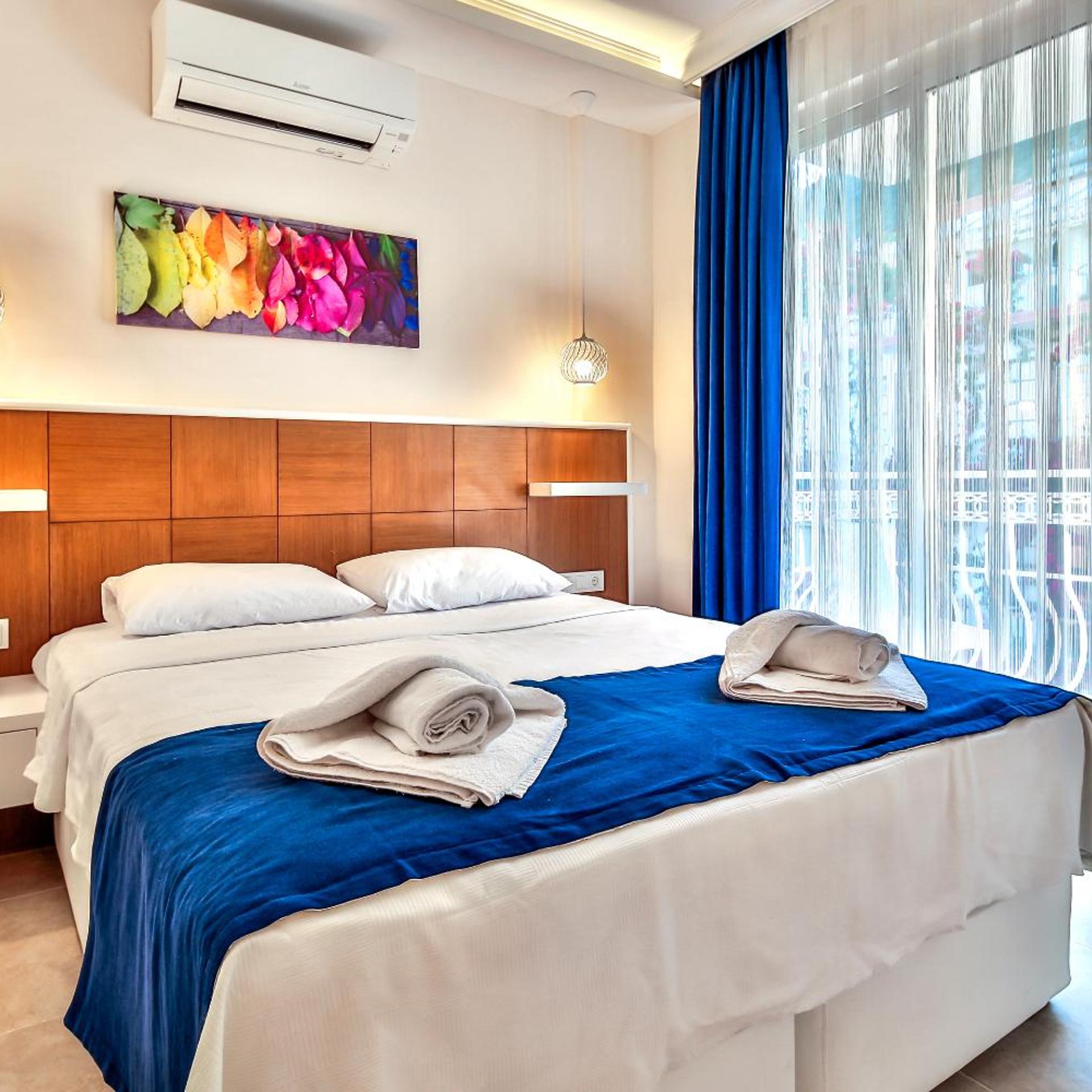 Oreo Hotel 19/74