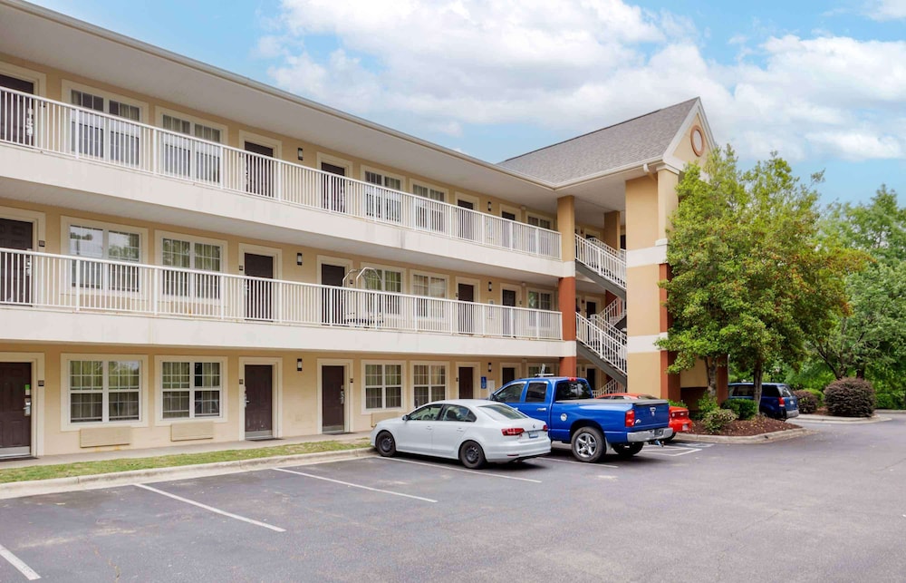 Extended Stay America - Fayetteville - Owen Dr. 23/37