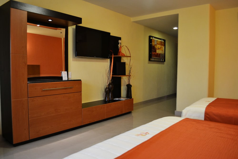 Hostalia Hotel Expo And Business Class 8/60