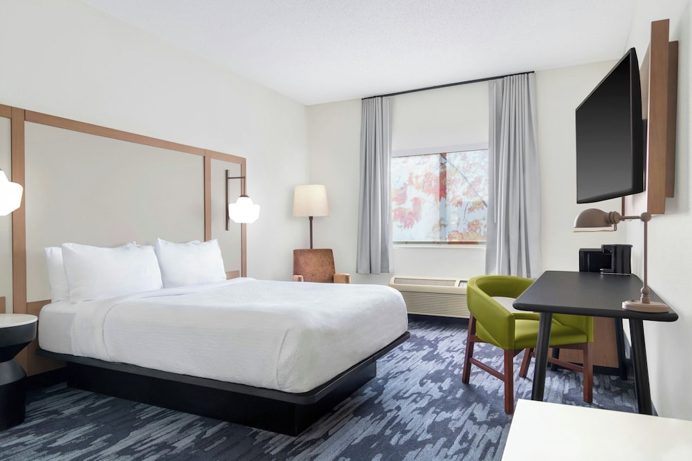 Fairfield Inn & Suites Saginaw 7/45