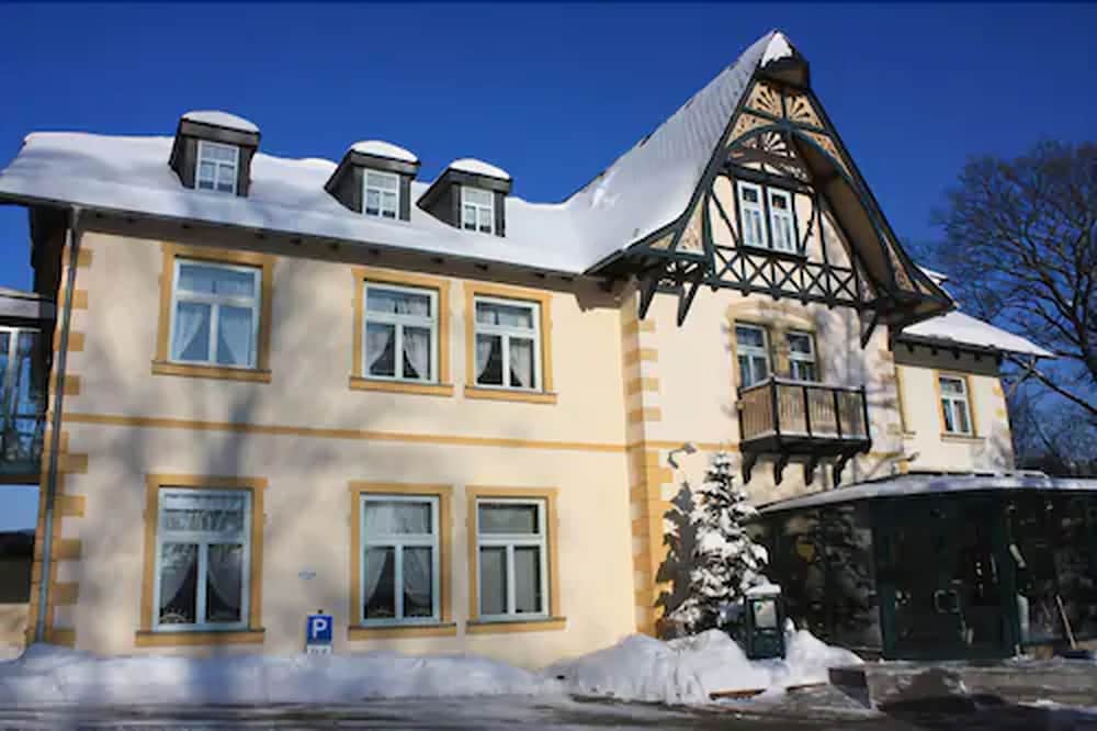 Parkhotel Waldschlösschen 2/65