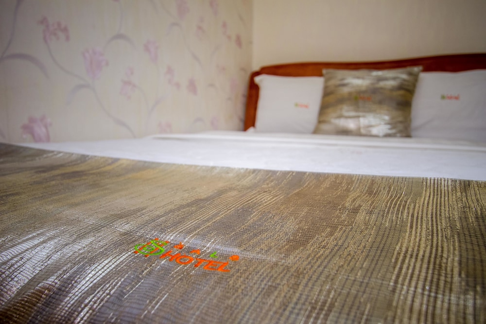 Sal's Boutique Hotel 6/35