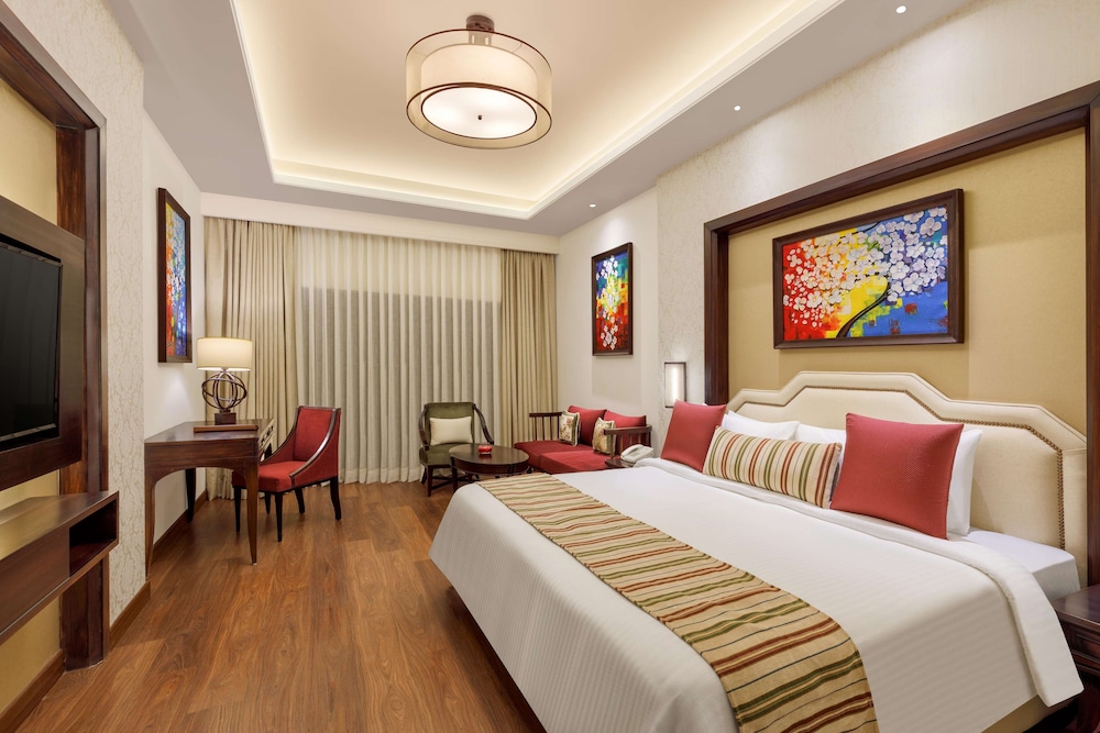 Sarovar Portico Dehradun 7/40