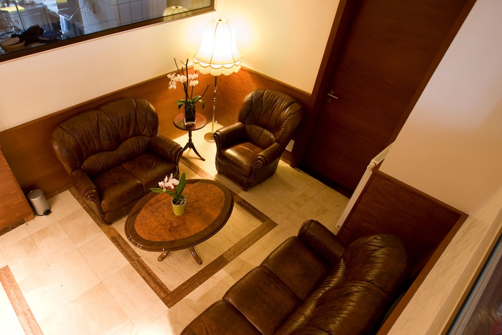 Hotel Marc Aurel 43/48