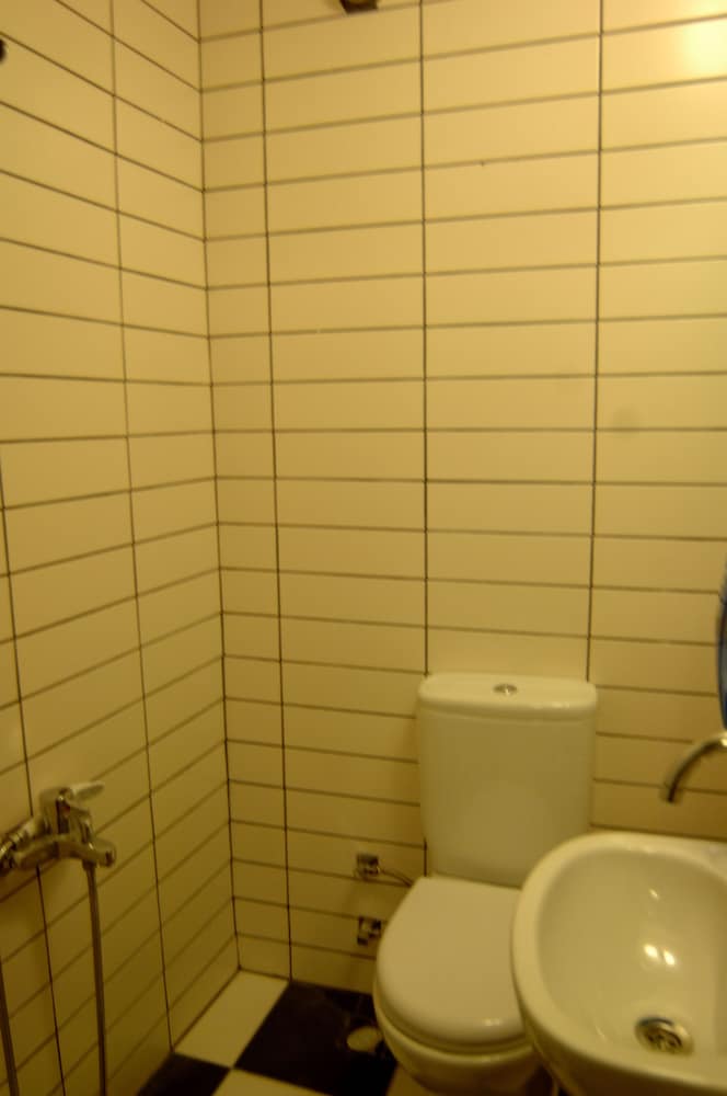 Chilloutlya Hostel&Bar 41/46