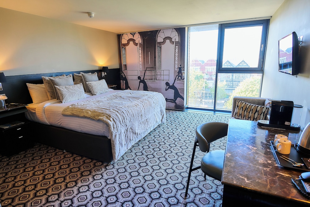 Victorian, Studio, King Bed