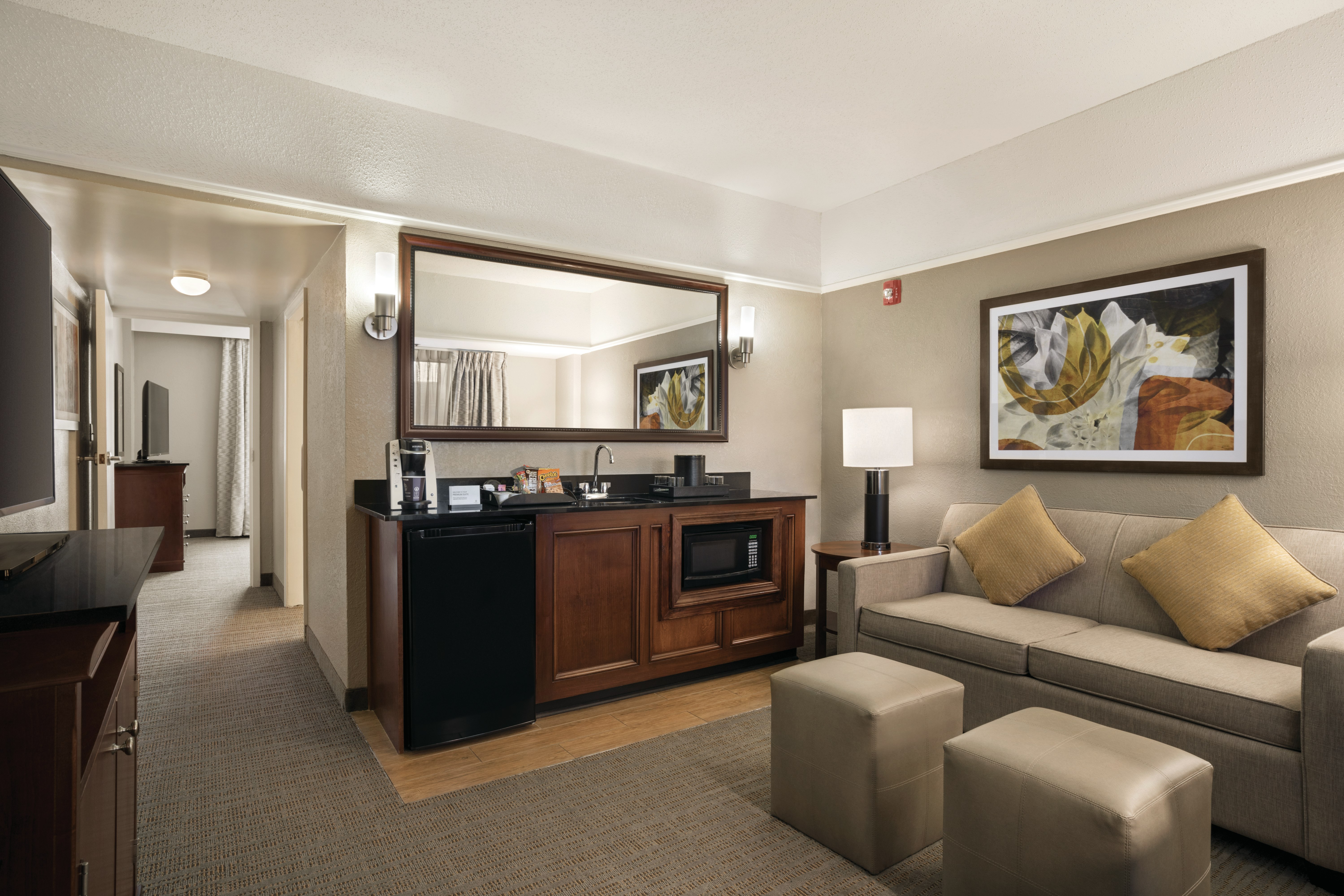 Embassy Suites Brunswick 6/55