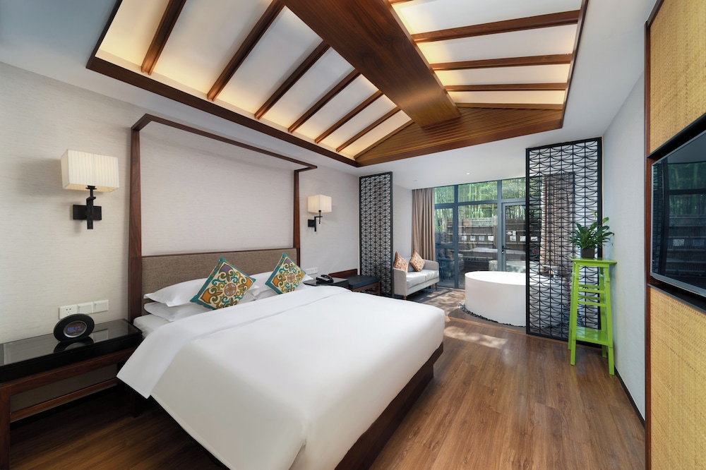 Concept, King Bed