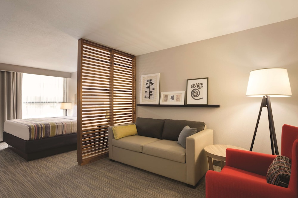 Country Inn & Suites by Radisson Lawrence KS 23/38