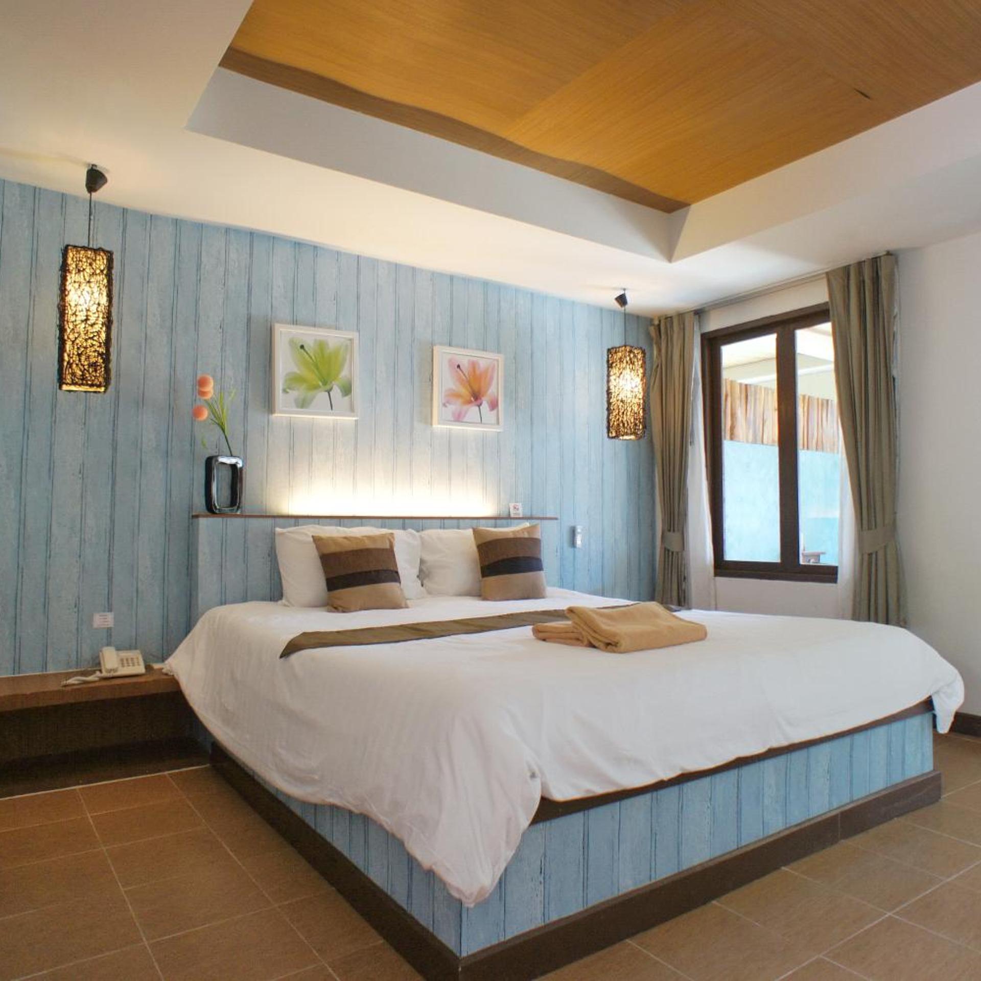 Room, Double Bed, Pool Access