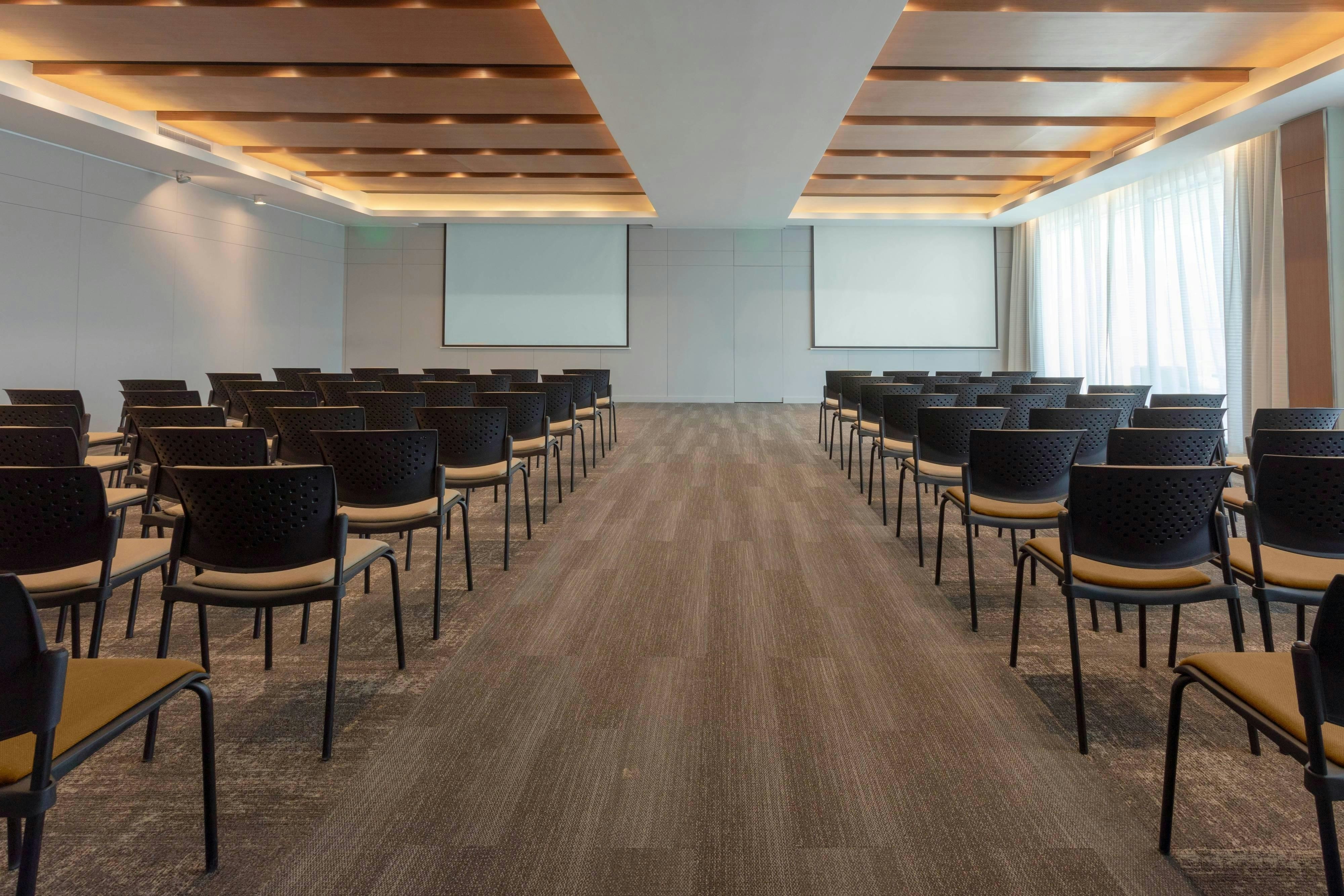 AC Hotel by Marriott Santa Marta 60/65