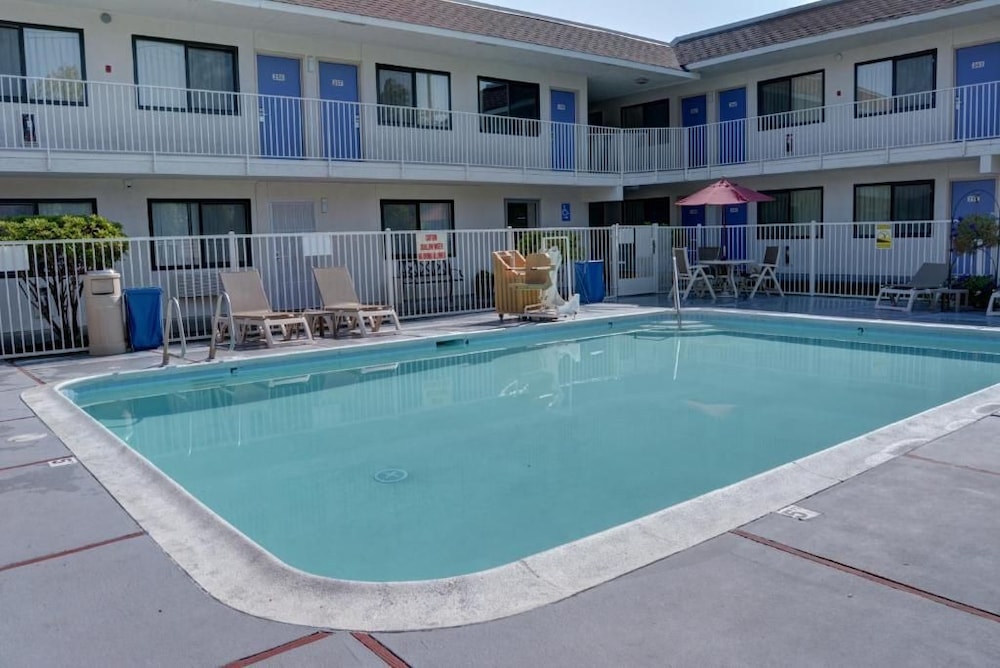Motel6 Springfield, OR - Eugene North 12/49