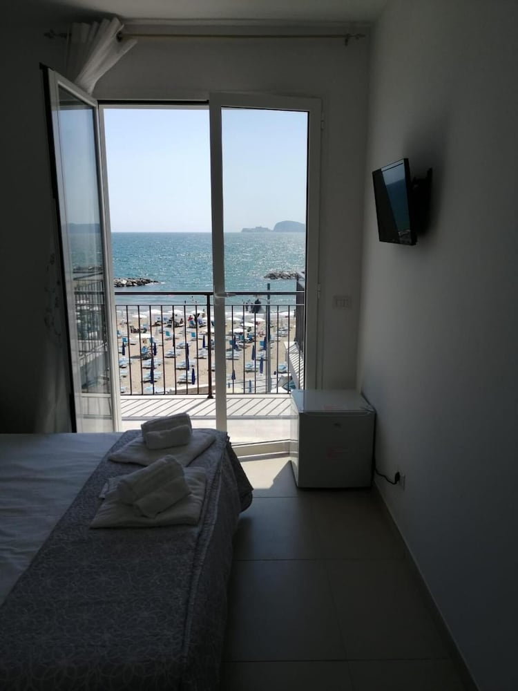 Hotel Tirreno 14/52
