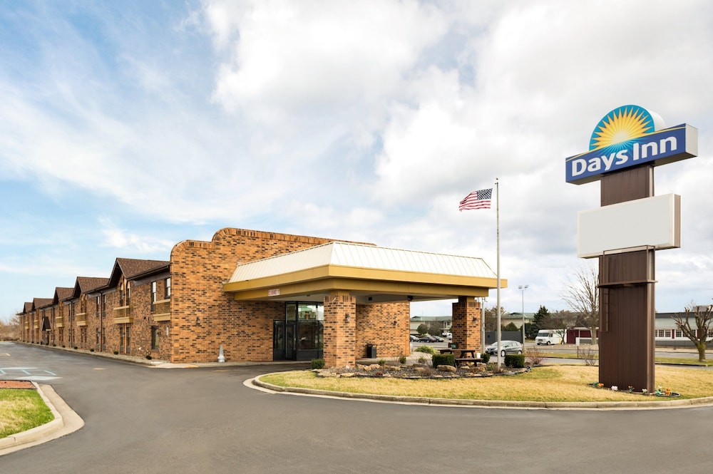 Days Inn by Wyndham Anderson IN 3/34