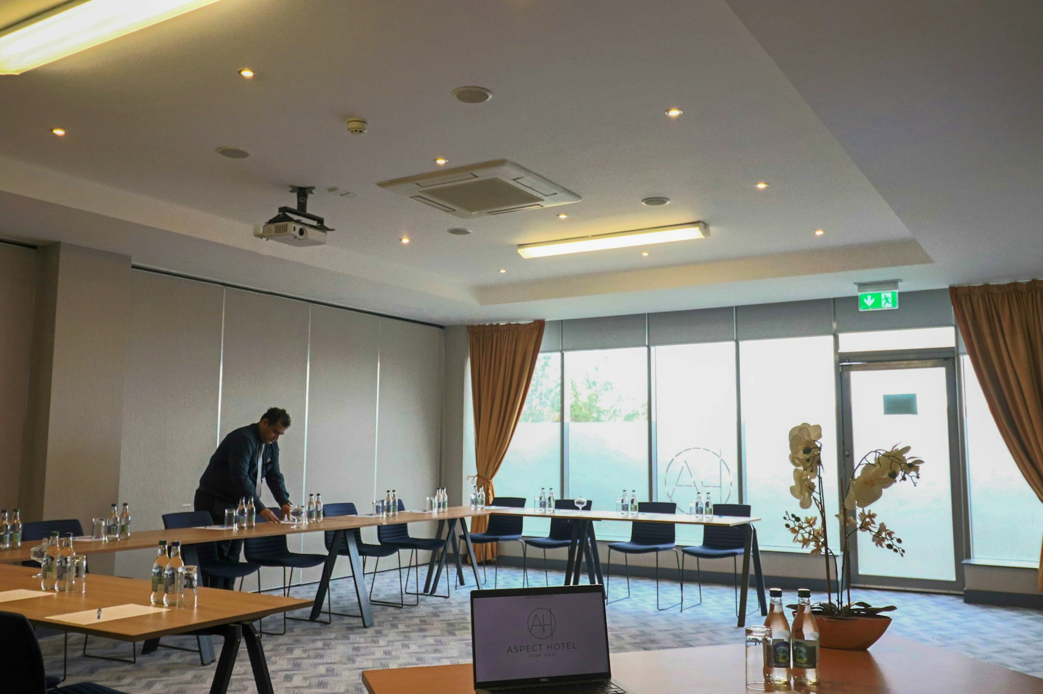 Aspect Hotel Parkwest 18/20