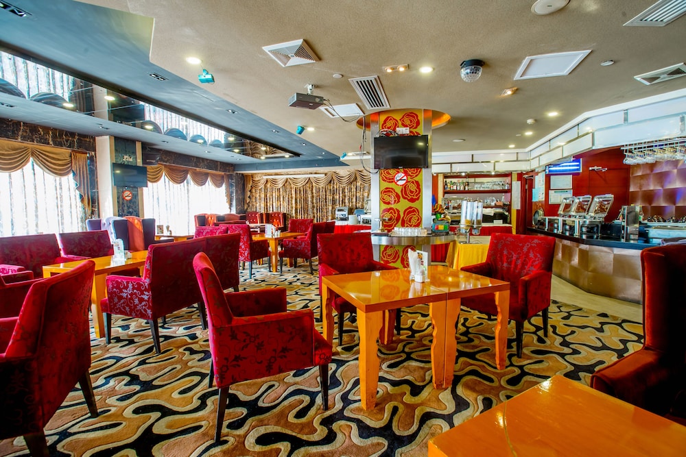 Louis Hotel Zhongshan 35/40