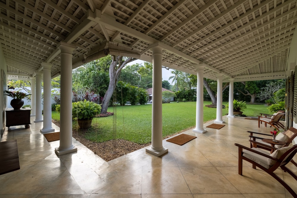 Taru Villas Mawella 41/50