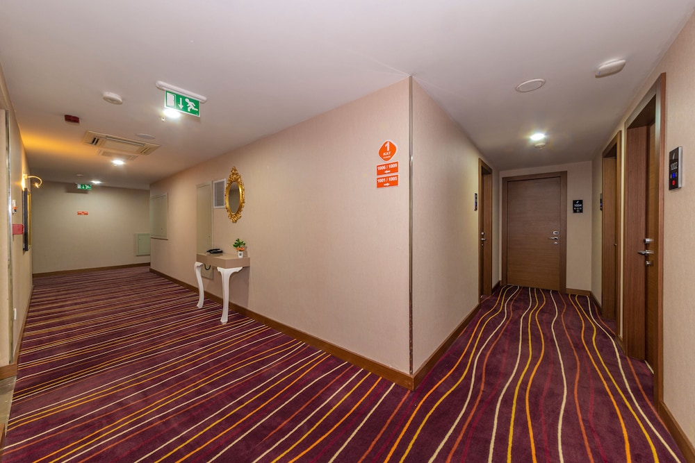 Land Park Hotel Avcilar 6/47