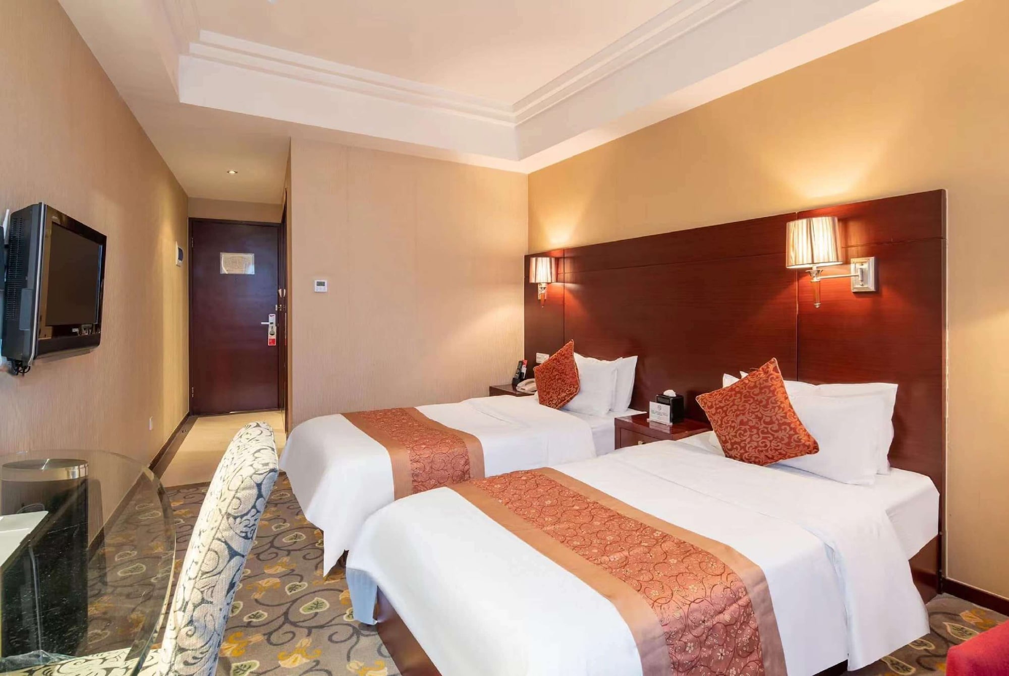 Room, Twin Beds