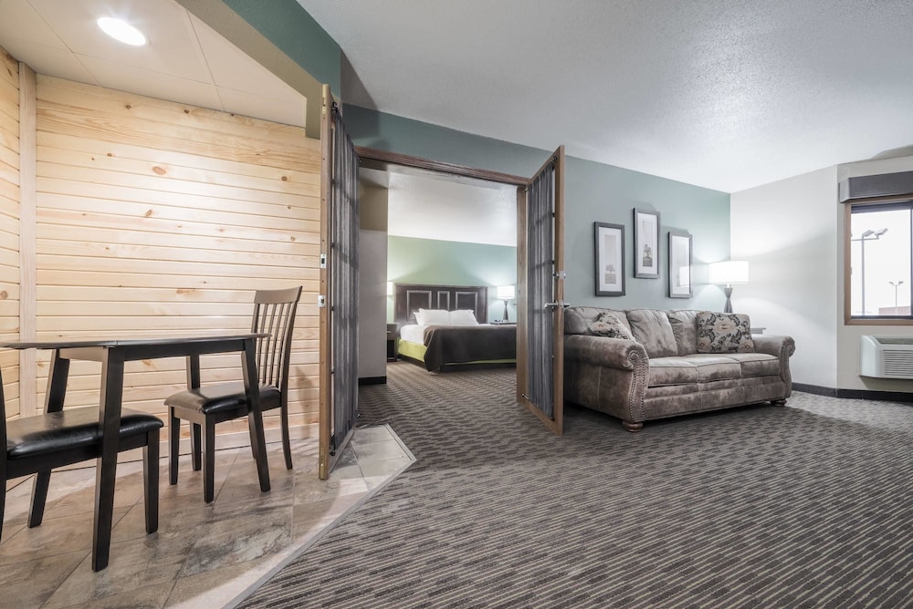 Americinn By Wyndham West Salem 22/26