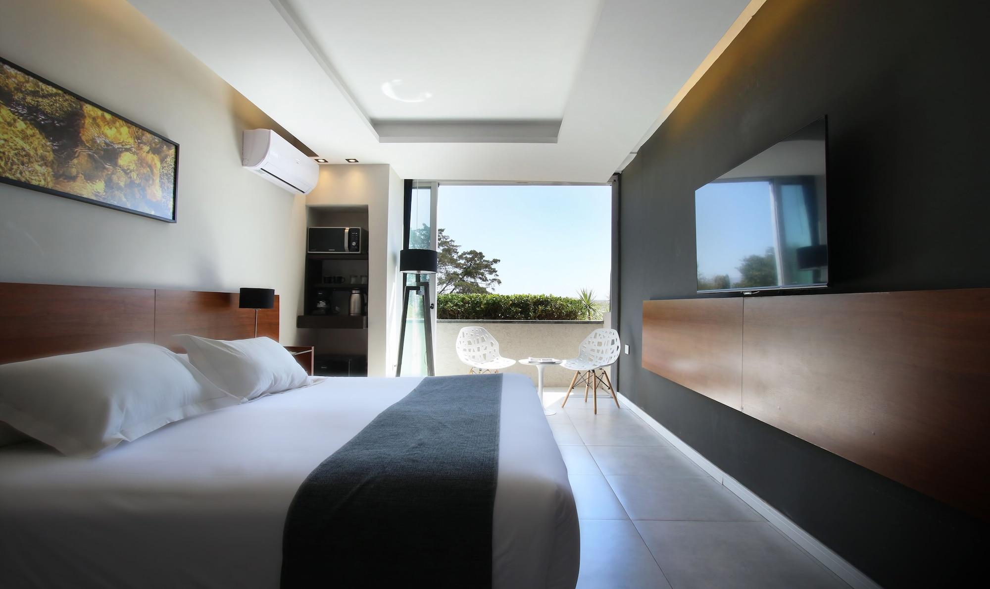 Garden, Suite