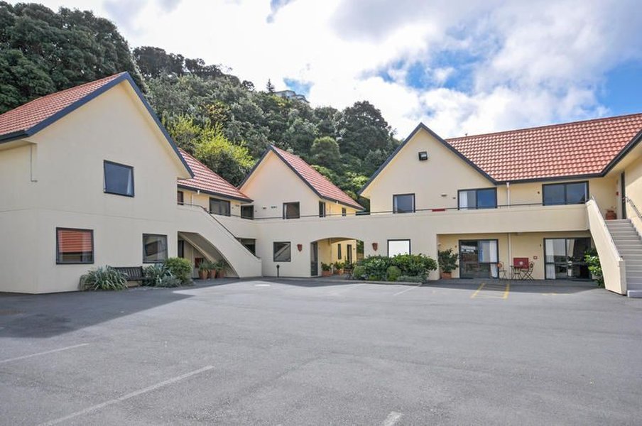 Bella Vista Motel Wellington 41/43
