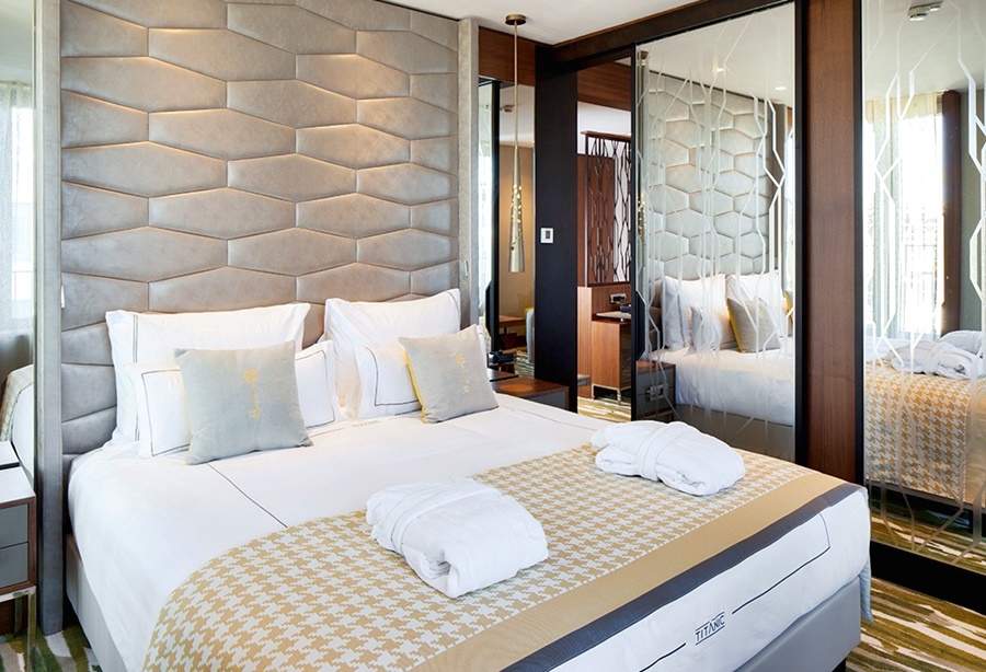 Junior Suite, Queen Bed