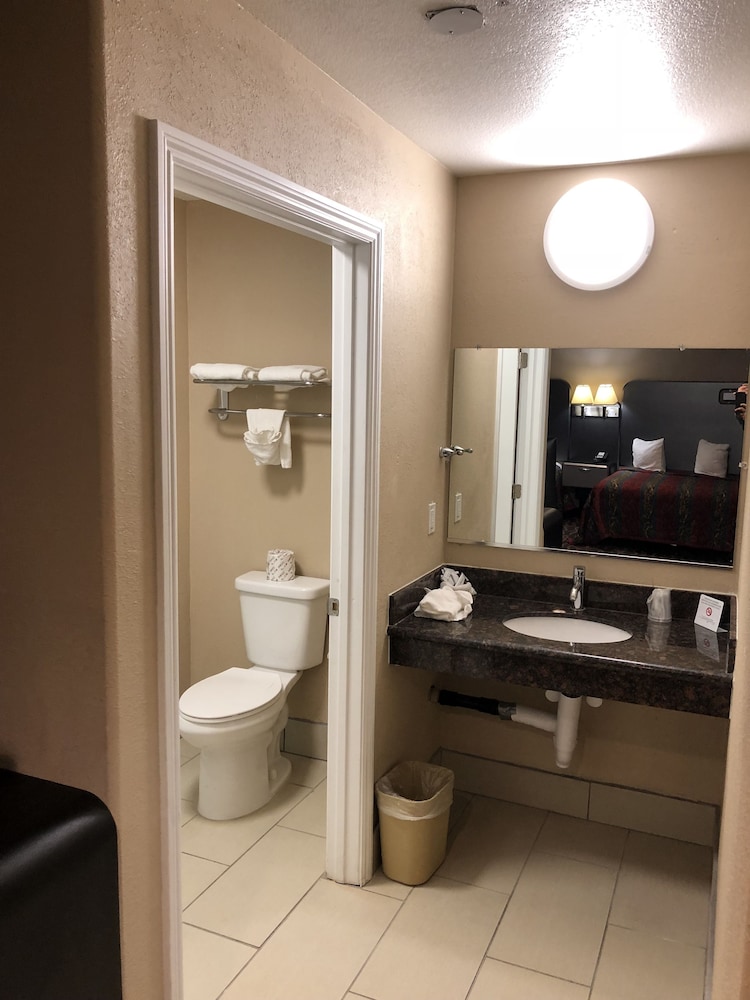 Casa Royal Inn 19/30