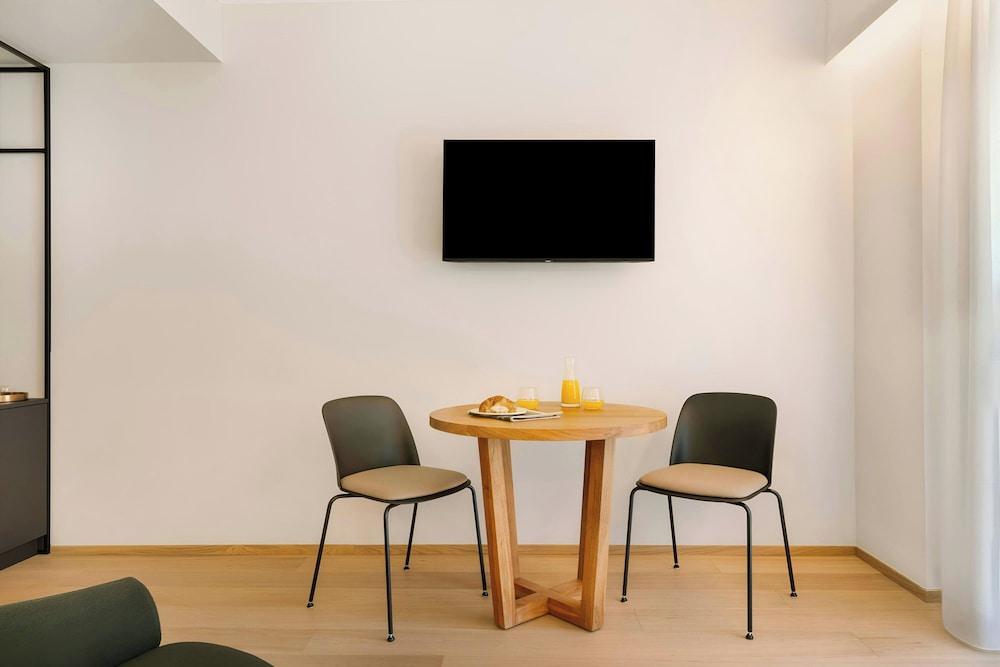 Sonder by Marriott Bonvoy Manzoni Apartments Torre Velasca 18/22