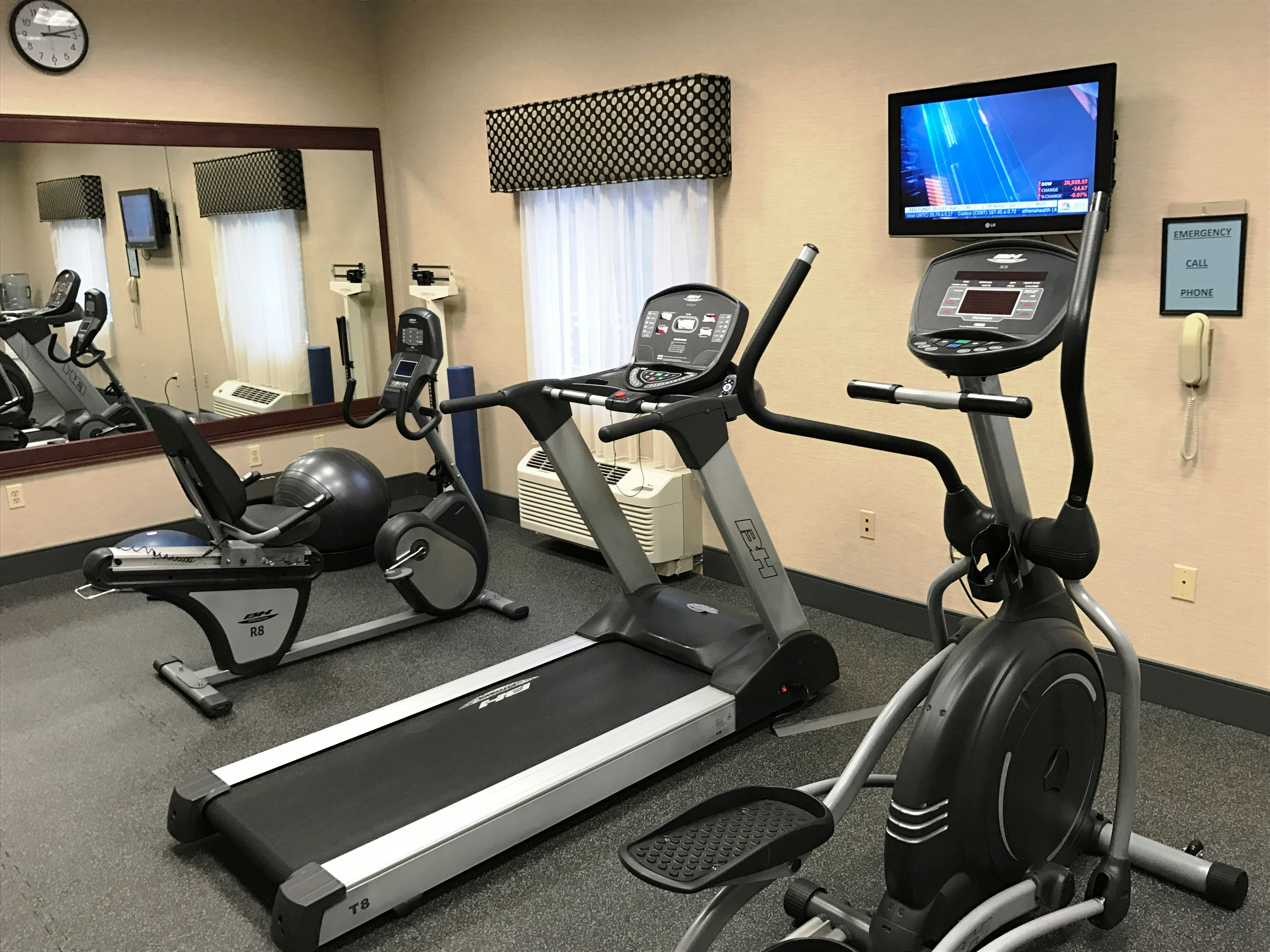 Holiday Inn Express Hotel and Suites Smithfield - Providence 14/22