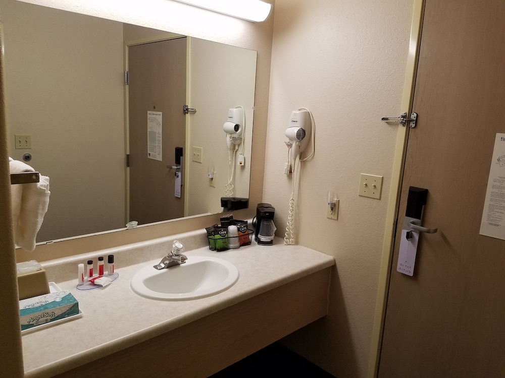 Simple Rewards Inn 21/22