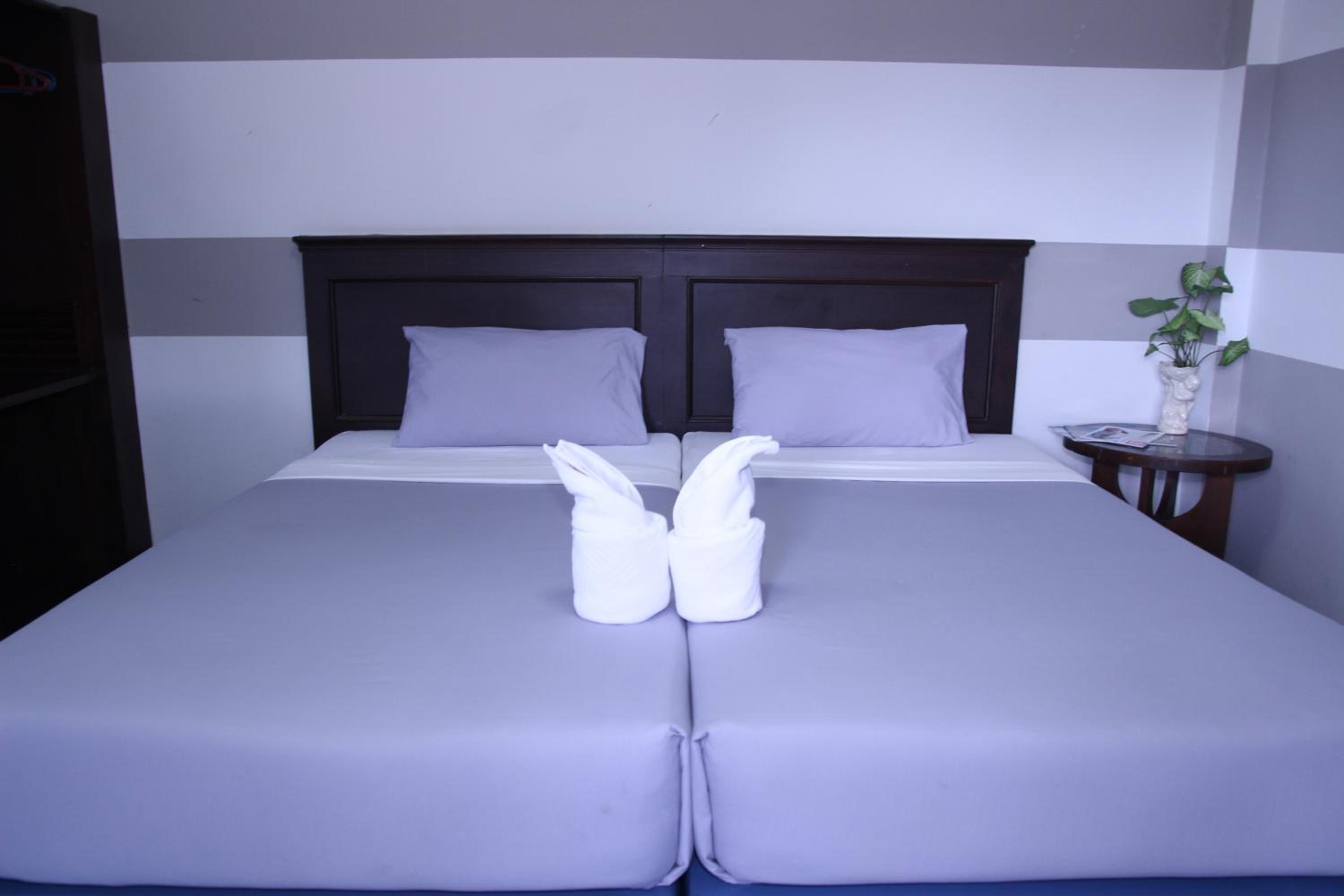 Pimann Place Hotel 8/24