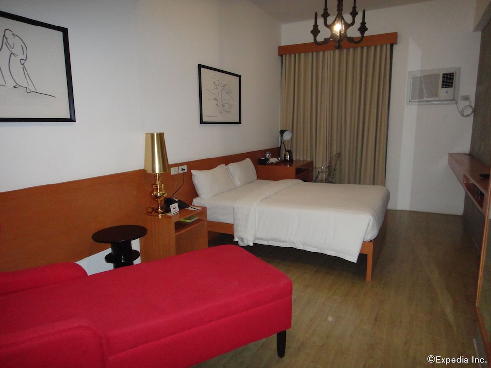 BIG Hotel 17/66